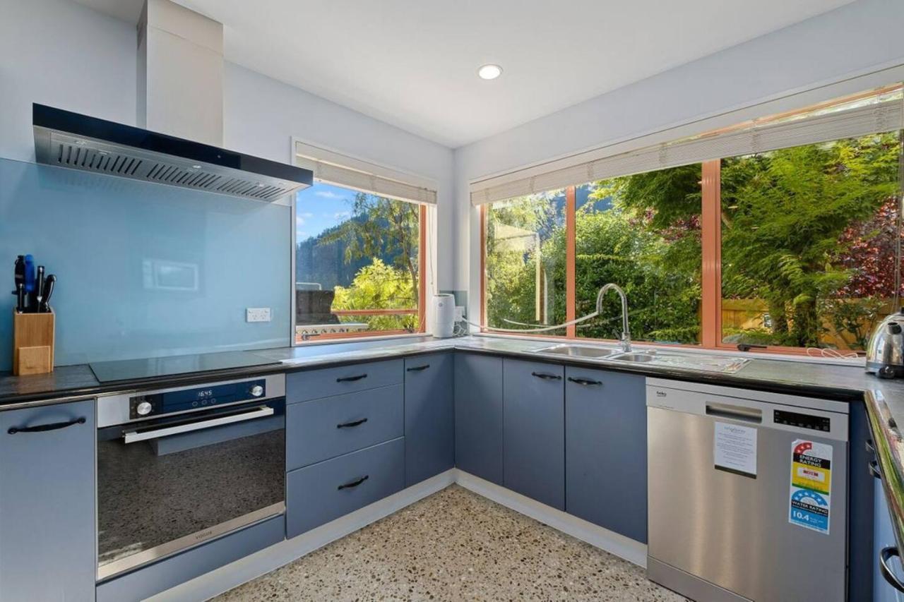 Magnificent Apartment With Great Views! Queenstown Exteriér fotografie